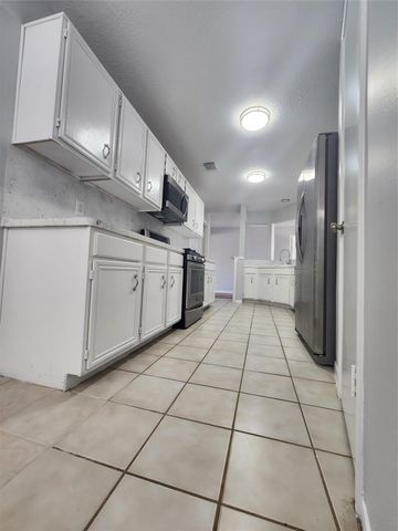 5507 Clarkston Lane, Spring, TX 77379