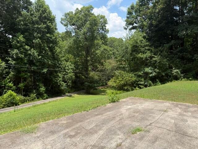 115 W Lenda Lane, Chickamauga, GA 30707