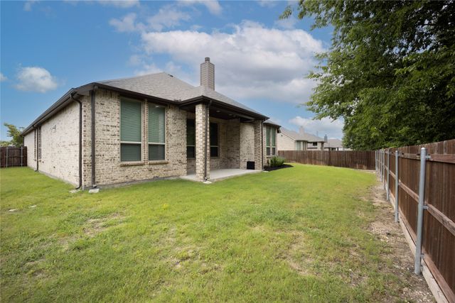 1692 Stonegate Street, Waxahachie, TX 75165