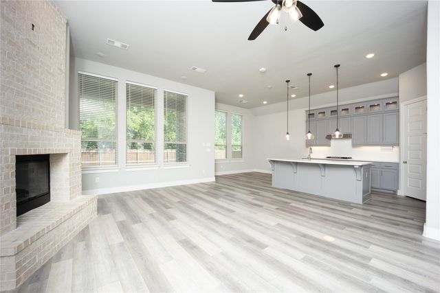 1692 Stonegate Street, Waxahachie, TX 75165