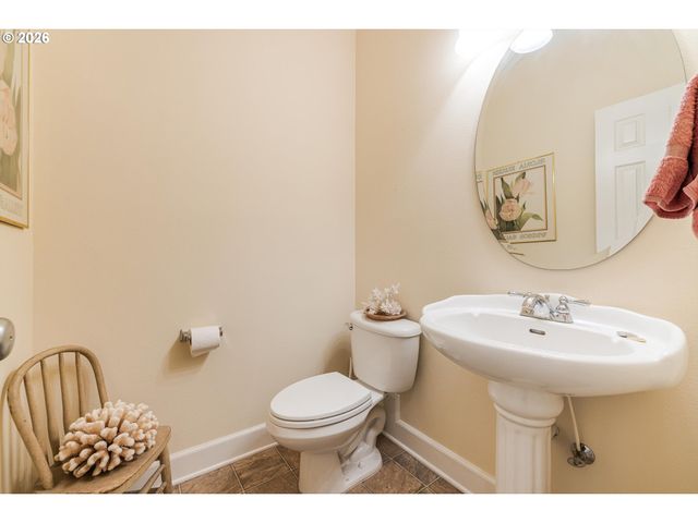 15760 Sw PEACHTREE Dr, Tigard, OR 97224