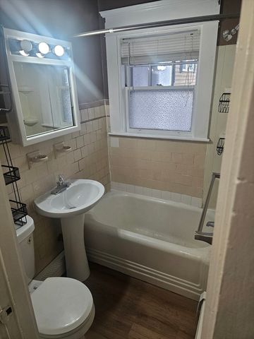 1934 Acushnet Ave, New Bedford, MA 02745