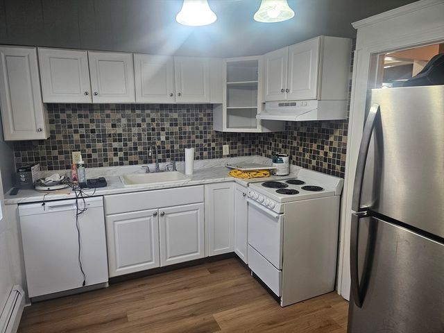 1934 Acushnet Ave, New Bedford, MA 02745