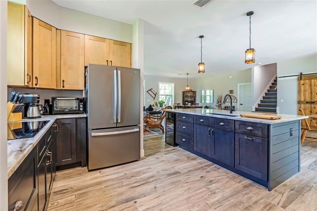 805 BAY TREE CIRCLE, Deland, FL 32724