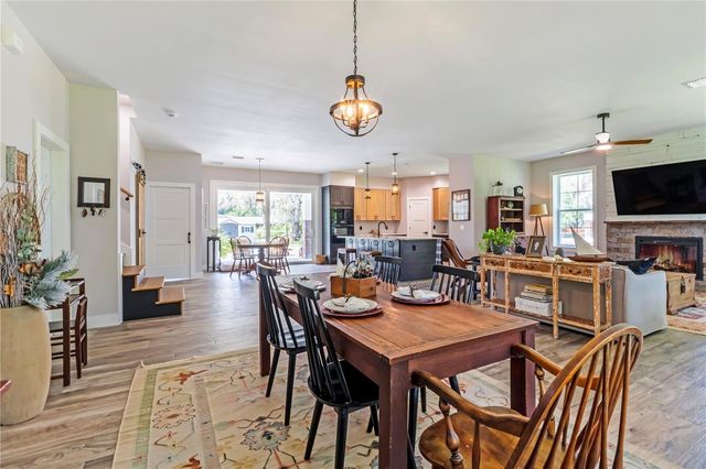 805 BAY TREE CIRCLE, Deland, FL 32724