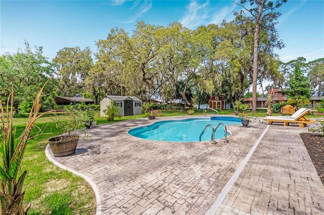 805 BAY TREE CIRCLE, Deland, FL 32724