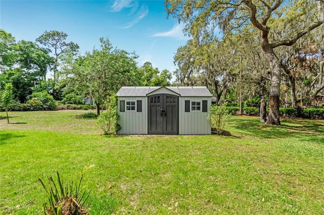 805 BAY TREE CIRCLE, Deland, FL 32724