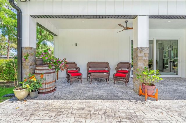 805 BAY TREE CIRCLE, Deland, FL 32724