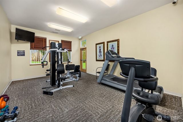 566 241st Lane SE, Sammamish, WA 98074