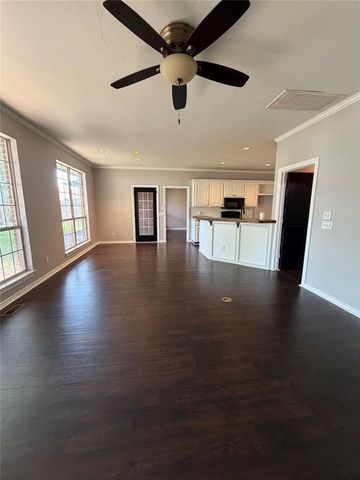 704 Colony Drive, Edmond, OK 73003