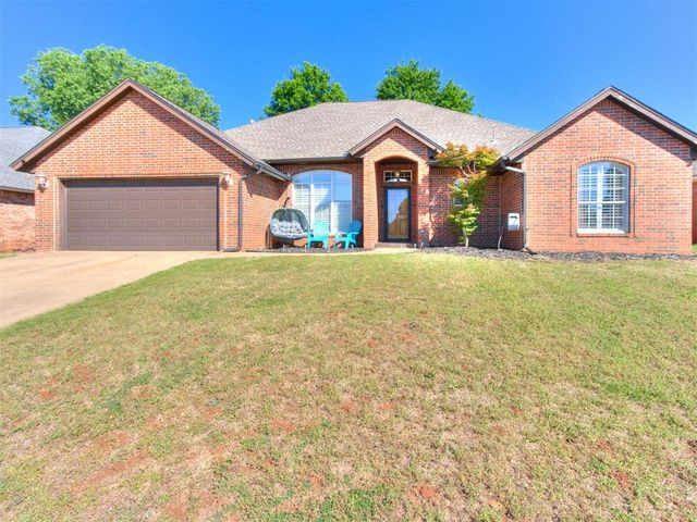 704 Colony Drive, Edmond, OK 73003