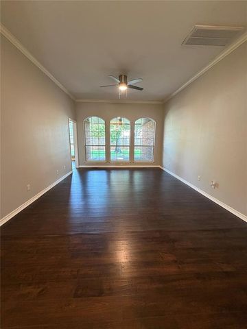 704 Colony Drive, Edmond, OK 73003