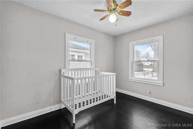 820 Mechanic Street, Jeffersonville, IN 47130