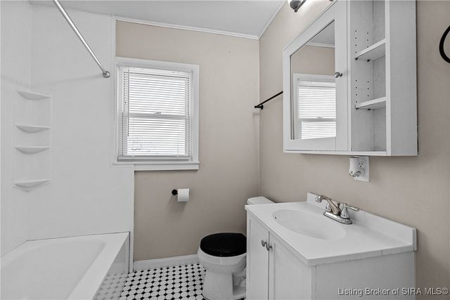 820 Mechanic Street, Jeffersonville, IN 47130