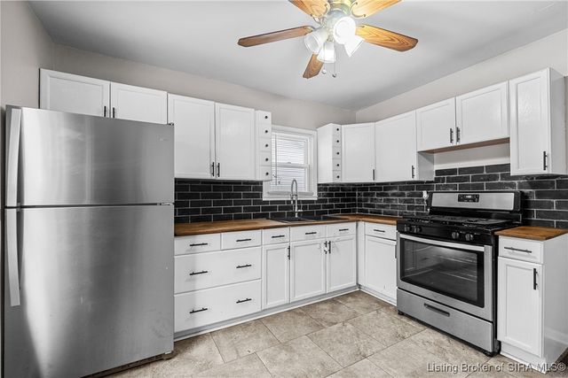 820 Mechanic Street, Jeffersonville, IN 47130