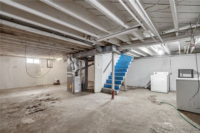 820 Mechanic Street, Jeffersonville, IN 47130