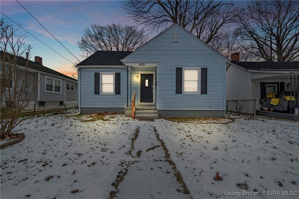 820 Mechanic Street, Jeffersonville, IN 47130