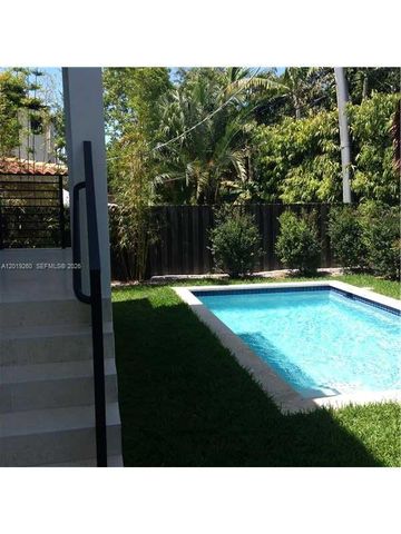472 FERNWOOD DR 472, Key Biscayne, FL 33149