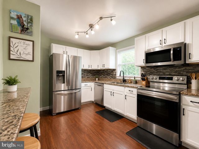 13135 HADDOCK RD, Woodbridge, VA 22193