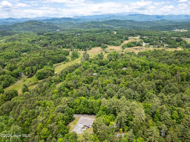 1110 Poor House Mountain Trail, Murphy, NC 28906