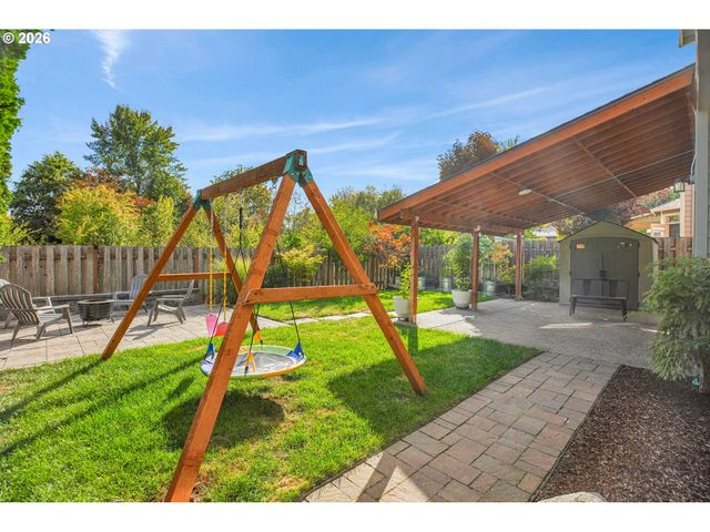 1024 HARTFORD Dr, Forest Grove, OR 97116