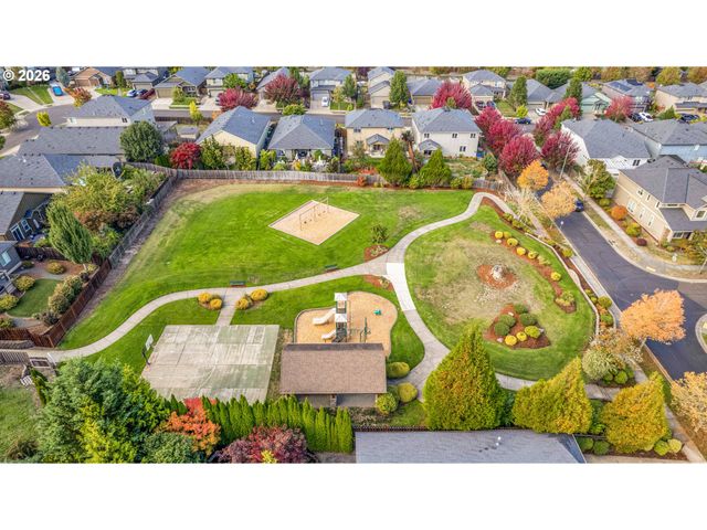 1024 HARTFORD Dr, Forest Grove, OR 97116