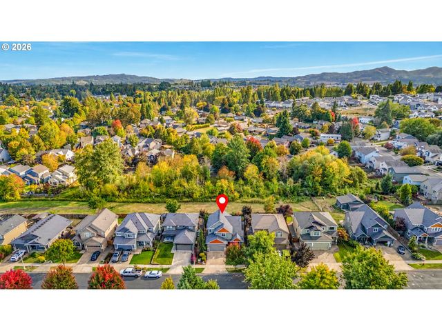 1024 HARTFORD Dr, Forest Grove, OR 97116