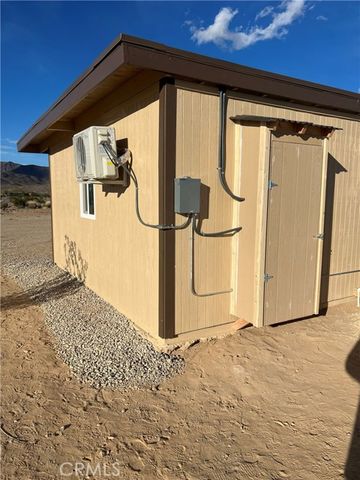 84951 Eddie Albert, Twentynine Palms, CA 92277