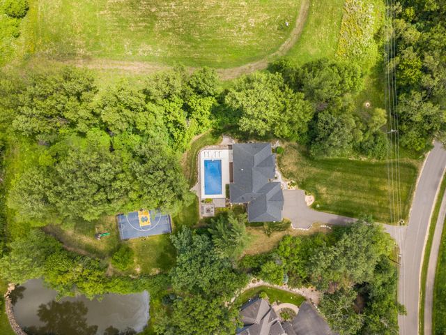 141 Mendota Road W, West Saint Paul, MN 55118