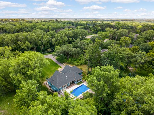 141 Mendota Road W, West Saint Paul, MN 55118