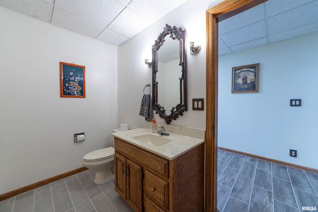 3939 Musholt Strasse Lane, Quincy, IL 62305