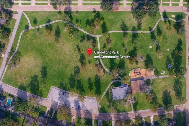 1402 Hewitt Drive, Houston, TX 77018
