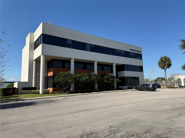 100 W STUART AVENUE, Lake Wales, FL 33853