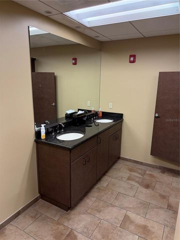 100 W STUART AVENUE, Lake Wales, FL 33853