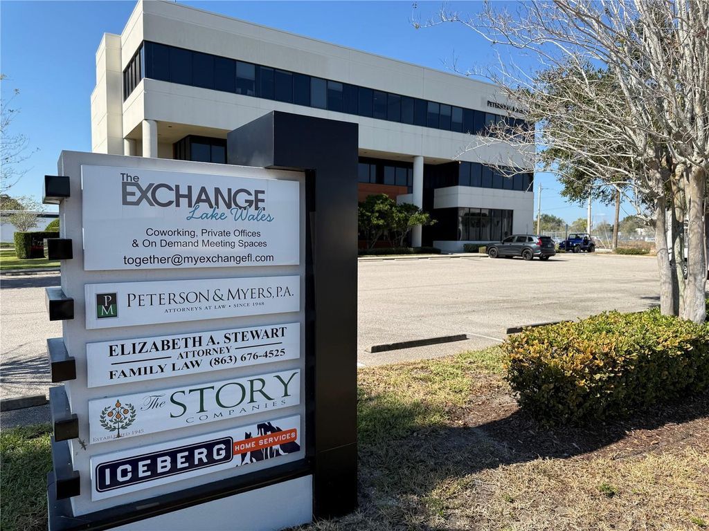 100 W STUART AVENUE, Lake Wales, FL 33853