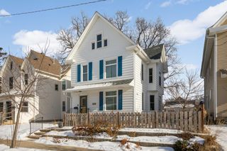 2714 Girard Avenue N, Minneapolis, MN 55411