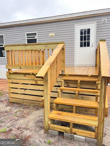 4720 Otter Creek Circle, Blackshear, GA 31516