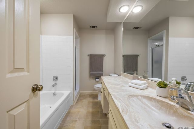 2611 Eisenhauer Rd Apt 901, San Antonio, TX 78209