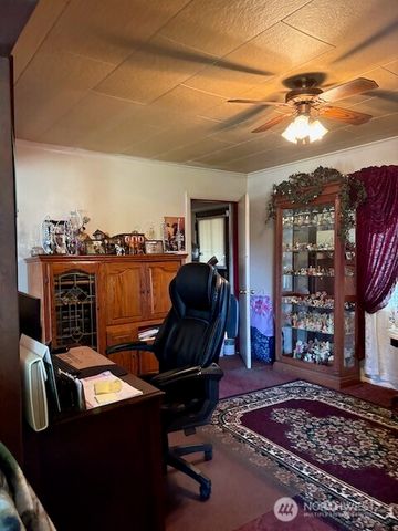 915 S Pearl Street, Centralia, WA 98531