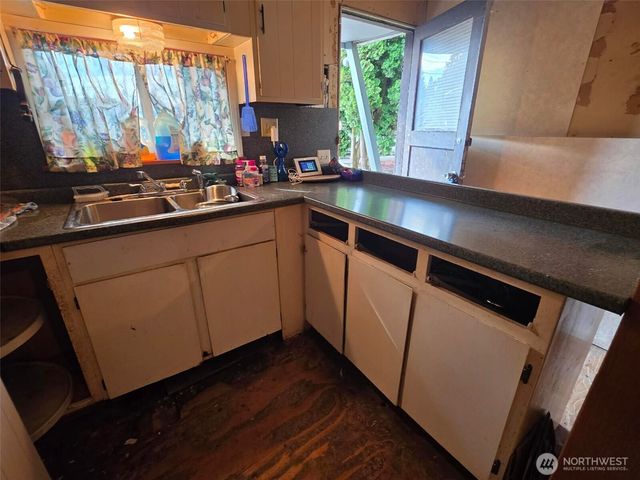 915 S Pearl Street, Centralia, WA 98531