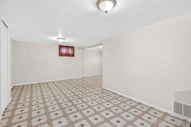 4332 Saint Leo Lane, St Ann, MO 63074