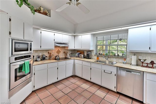 94 Southport CV, Bonita Springs, FL 34134