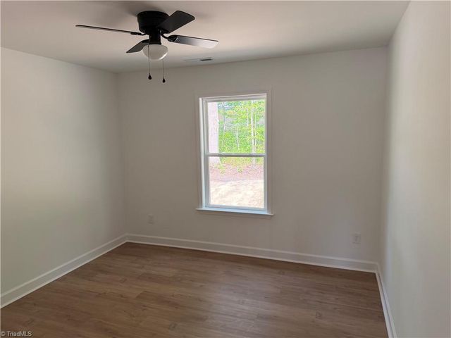 113 Hillside Drive, Thomasville, NC 27360