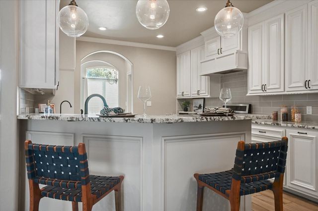 825 Ave T, Shallowater, TX 79363