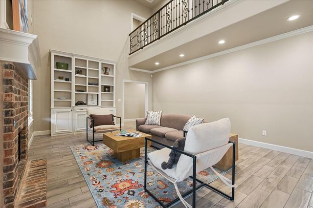 825 Ave T, Shallowater, TX 79363