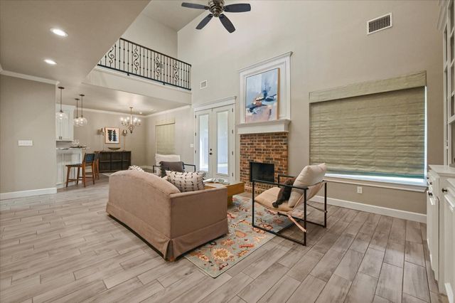 825 Ave T, Shallowater, TX 79363