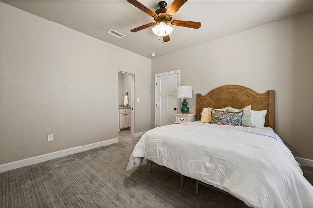 825 Ave T, Shallowater, TX 79363