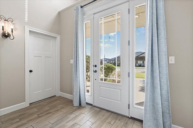 825 Ave T, Shallowater, TX 79363