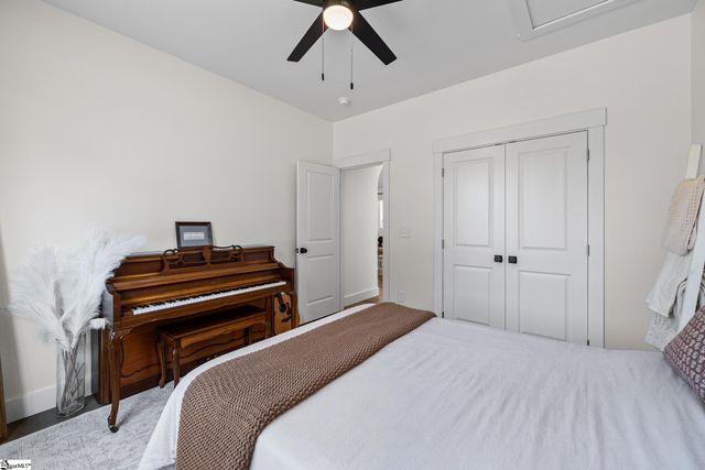 1444 Roddy Road, Campobello, SC 29322