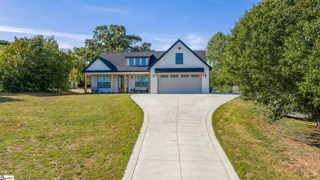 1444 Roddy Road, Campobello, SC 29322